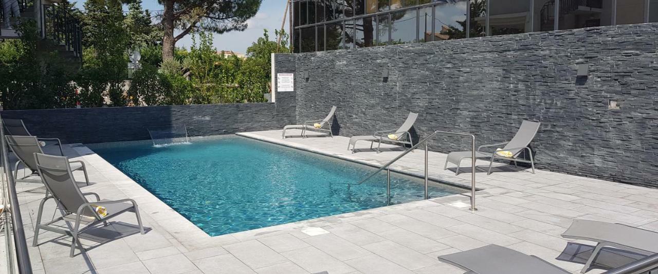 Radisson Hotel Aix En Provence Aix-en-Provence Exterior foto